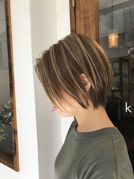 カウチ(Kauti) ショートボブ
