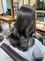 ネイヴィル オモテサンドウ(navile omotesando)&nbsp;＊ブリーチなし艶々オリーブグレージュ＊