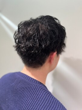 リバティシェアバーバー 銀座2nd(LIBERTY SHARE BARBER) 波巻きハイライトツイスパマッシュパーマ[銀座<理容室>]