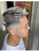 アントレース 東池袋店(UNTRACE)&nbsp;アップバングスキンフェード   【メンズ/バーバー/理容室】