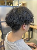 センターパート×波打ちツイスパ