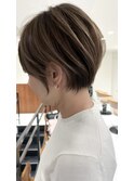 ハイライトバレイヤージュダブルカラーショートカット30代40代