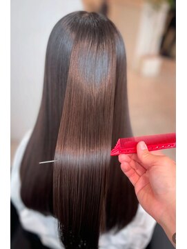 エミュスト(Emuest) 髪質改善