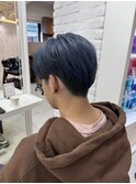 ディープブルー青髪メンズカットケアブリーチカラーイルミナ