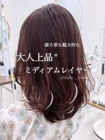 コンティロミー(CONTI ROMMY.)&nbsp;大人上品ミディアムレイヤー韓国風巻き20代30代40代50代