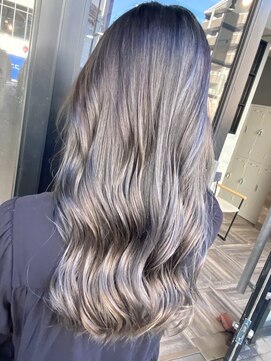 ベルヘアーデザイン 堺東(Belle hair Design) レイヤーカットオリーブグレージュイルミナカラー韓国風堺東