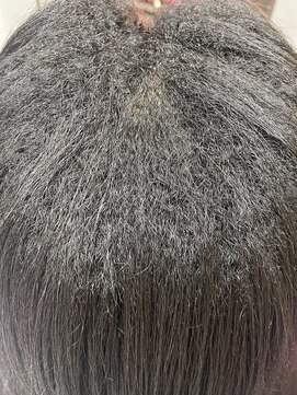 高難易度縮毛矯正 外国人レベルハード縮毛ドライヤーで乾かしただけツヤ髪縮毛