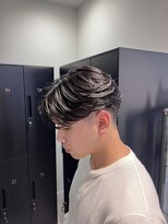 アウラ(AURA)&nbsp;フェザーパーマニュアンスパーマ毛流れパーマカルマパーマ