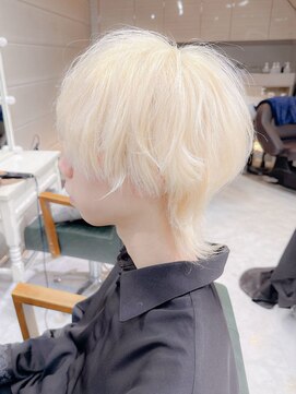 フェザーウルフ/シャギーホワイトブロンド