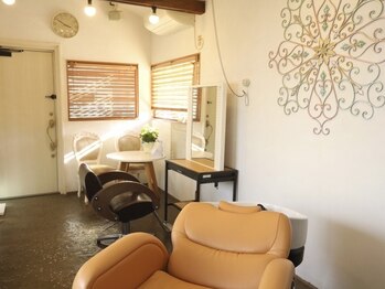 グランディール(grandir)の写真/大人女性の悩みを解決するマンツーマンサロン◇白髪や頭皮トラブルに寄り添います！