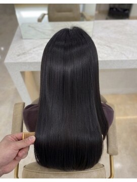 ラナン(Ranun) 極上ツヤ。乾かすだけで決まる【大人の髪質改善】