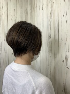 アンダーバーホワイト 南海難波店(_WHITE) ハンサムショート