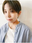 柔らかいグレージュミニボブ