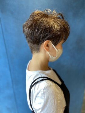 リュクスボーテ(LUXEBEAUTE') ツーブロックベリーショート/30代40代50代