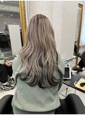 コントラストベージュ