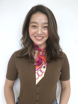 フェメ 立川(PHEME) 立体感ハイライト２