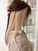 ルートエイチ 市川(Root H) ダブルカラーミルクティーベージュインナーカラーショートボブ