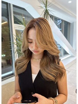 イーラ(era) 韓国風レイヤーカット