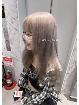 エイト 神戸三宮店(EIGHT) ホワイト系ブロンド