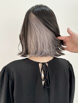 サクラ オモテサンドウ(SAKURA)&nbsp;ハイトーンカラー ホワイトシルバー インナーカラー 表参道