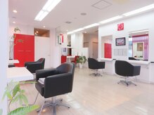 ディグニティ(DIGNITY)の雰囲気（清潔感のある明るい店内【艶髪/ボブ/白髪/白髪染め/白髪ぼかし】）