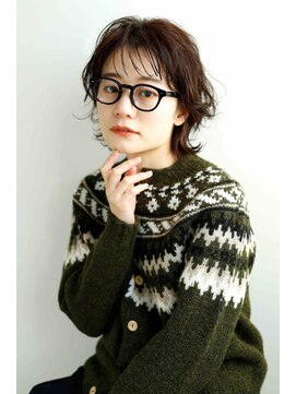 モコ(MOCO) きめすぎないリラックス感で余裕ある大人の魅力を演出