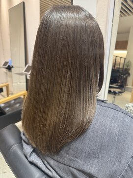 ナンバースリー 溝の口店(Number Three) オリーブベージュ【N°3溝の口】