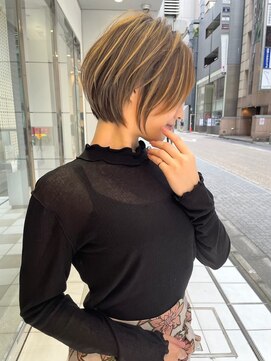 ロンドブルーム 天神大名店(Lond Bloom) イメチェンショート外はねボブ美髪ブルーブラックワイドバング
