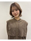 ベージュカラー×くびれボブ
