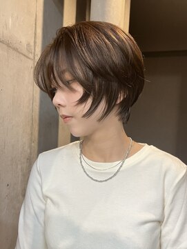 ステン(sten) ハンサムな丸みショート☆