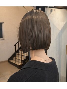 エイト 福岡天神店(EIGHT fukuoka) 天神で叶う柔らかオリーブブラウン×大人ボブ