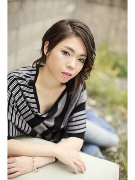 オーバーキャプテンネイキッド(OVER CAPTAIN NAKED) アシンメトリー★外国人風ショート×人気の撮影プラン