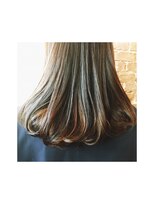 マギーヘア(magiy hair) magiy hair[yumoto] インナーカラーAラインロング