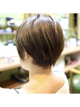 ナウアンドゼン(Now&Then) 手ぐしで決まるショートヘア♪