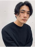 ◇センターパート 黒髪 刈り上げ 無造作パーマ