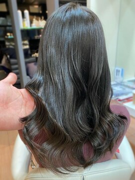 アフロディーテギンザ 神保町(APHRODITE GINZA) カール/セミディ/シアーカラー/姫カット［御茶ノ水/神保町］