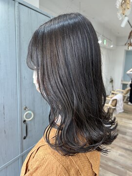 シュシュバイジャガラ 千葉駅北口店(chou chou byJAGARA) アッシュグレー【chouchou千葉・千葉駅】