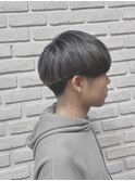 刈り上げマッシュ/ホワイトシルバーグレー/ツーブロック/池袋