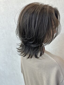 カーサ(Casa.) グレージュ×外はねレイヤー