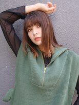 ブゾン(buZon)&nbsp;【buZonブゾン】ぱつっとロブ×艶感ベージュカラー