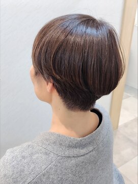 エクラート イーリス 高田馬場店(ECLART IriS) 刈り上げマッシュショート