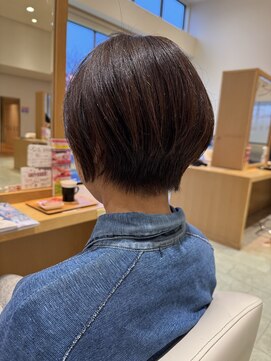 サラ ビューティ サイト 春日(SARA Beauty sight) 【シルエット整形】ショートグラデーション