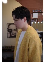 エディ(Edy)&nbsp;メンズセンターパートニュアンスパーマ韓国ヘアカルマヘア岡山