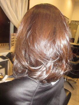 コア フィール ア デイ(COIFFURE A DAY) 【見附 今町】伸ばしかけを巻き髪で。