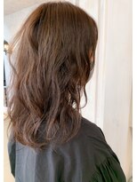 キャアリー(Caary)&nbsp;福山市パーマ人気キャアリー仕上げ簡単楽しめるウェーブベージュ