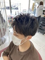 クオリス 上板橋店(QUALIS) ツーブロモテ髪束感レイヤー【無造作束感ショート】