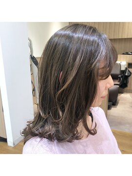 エルクロノス(L.Chronus) 外ハネ×ランダムMIXパーマ