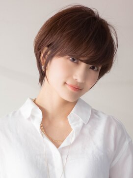 サーカス バイ ビュートリアム 青山(CIRCUS by BEAUTRIUM) ショートボブ 大人可愛い 美シルエット 青山 表参道 30代40代