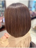 ショコラベージュ丸みミディアムボブ