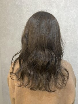 ウィスプ 赤羽店(wisp) オリーブアッシュ